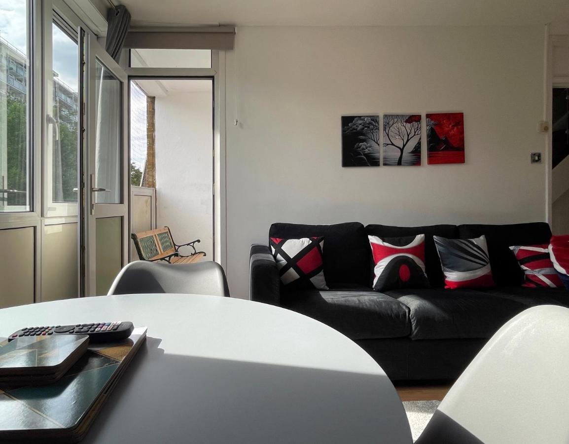 Noah's Place In Mile End Apartment *