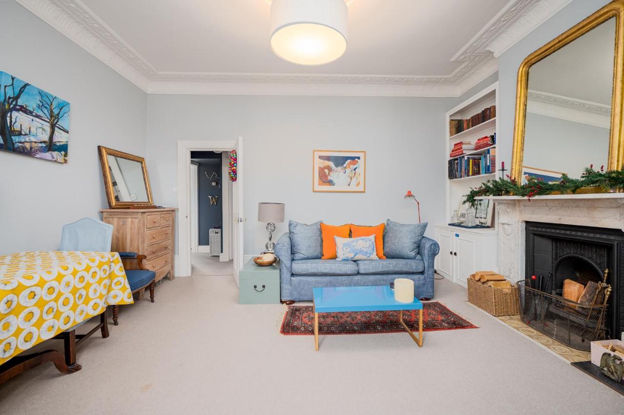 Apartamento Charming Flat In Leafy West By Underthedoormat Londres