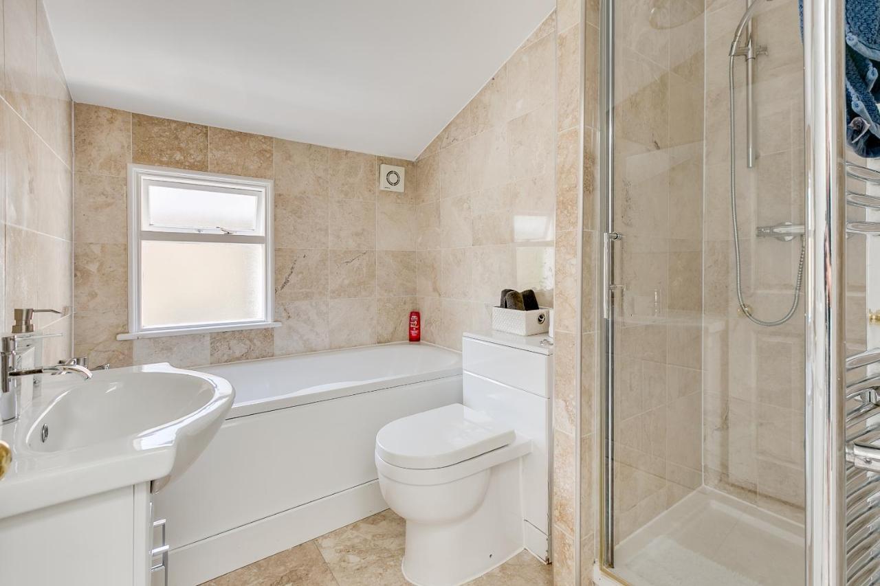 Casa de férias Balham Near Tube Victorian House 4 Bedrooms 9 Beds Londres