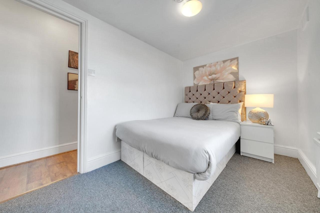 Apartment Modern Deluxe 2 Bedroom In Canning Town Excel Centre London