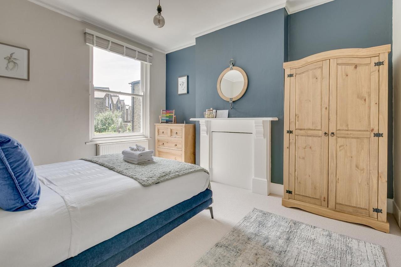 Casa de férias Balham Near Tube Victorian House 4 Bedrooms 9 Beds Londres