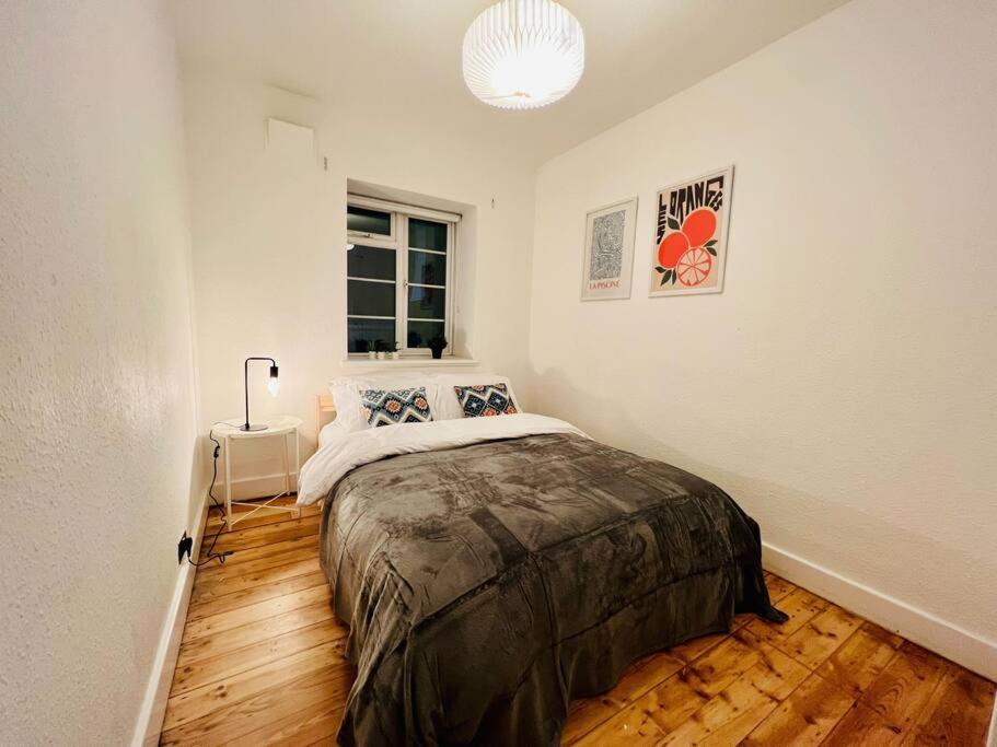Stunning Flat With Roof Terrace In Streatham Apartment