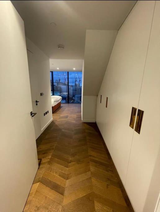 A Luxury 1 Bedroom With A Stunning View *