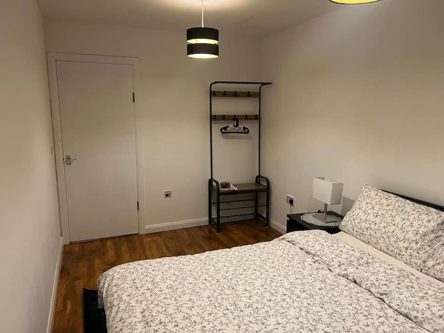 Perfect For Families And Friends - 2 Bedroom In - Peckham