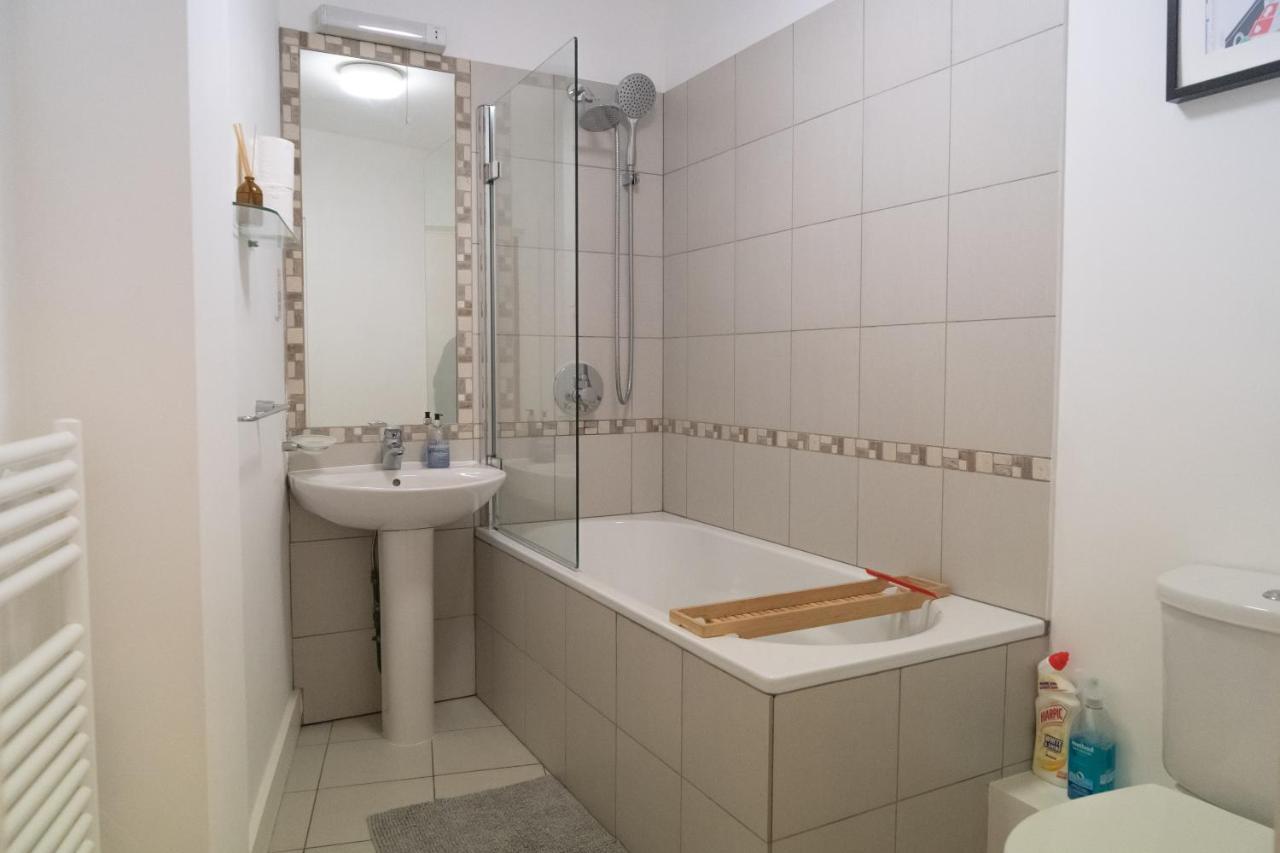 Hawkesmoor House Apartment