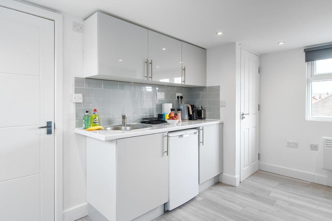 Livestay-modern Studio In Zone 2 London