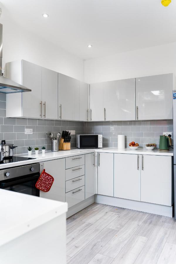 Livestay-modern Studio In Zone 2 London