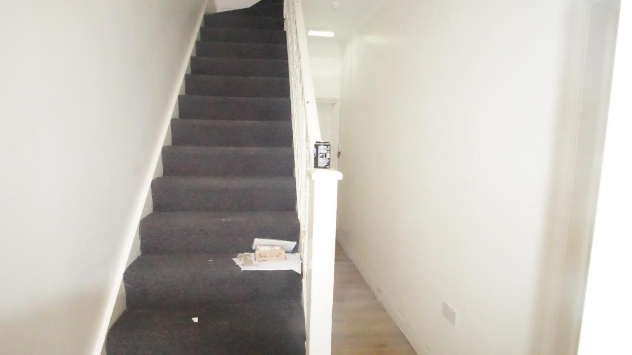Evergreen Apartments-flat 7, London
