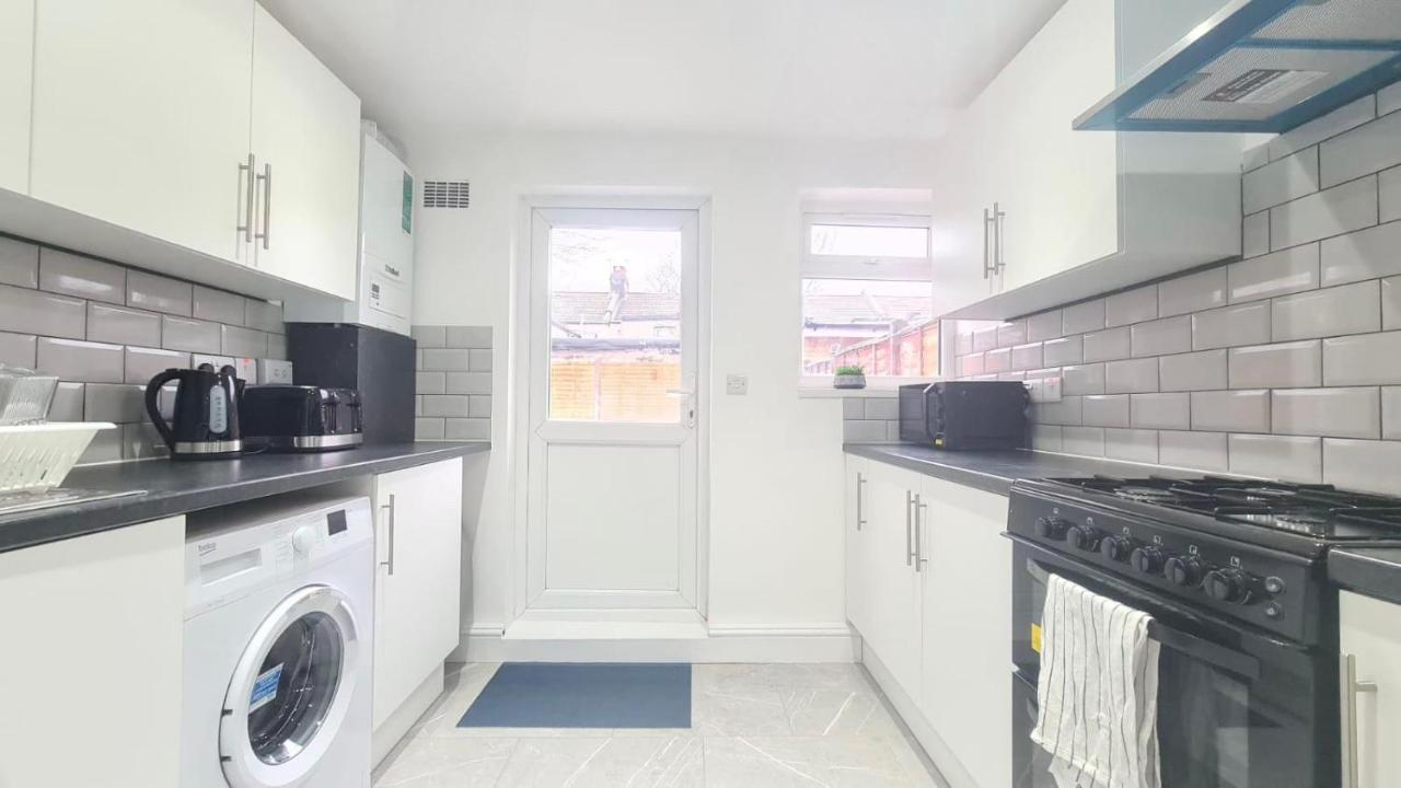 Deluxe Private In Manor Park Homestay
