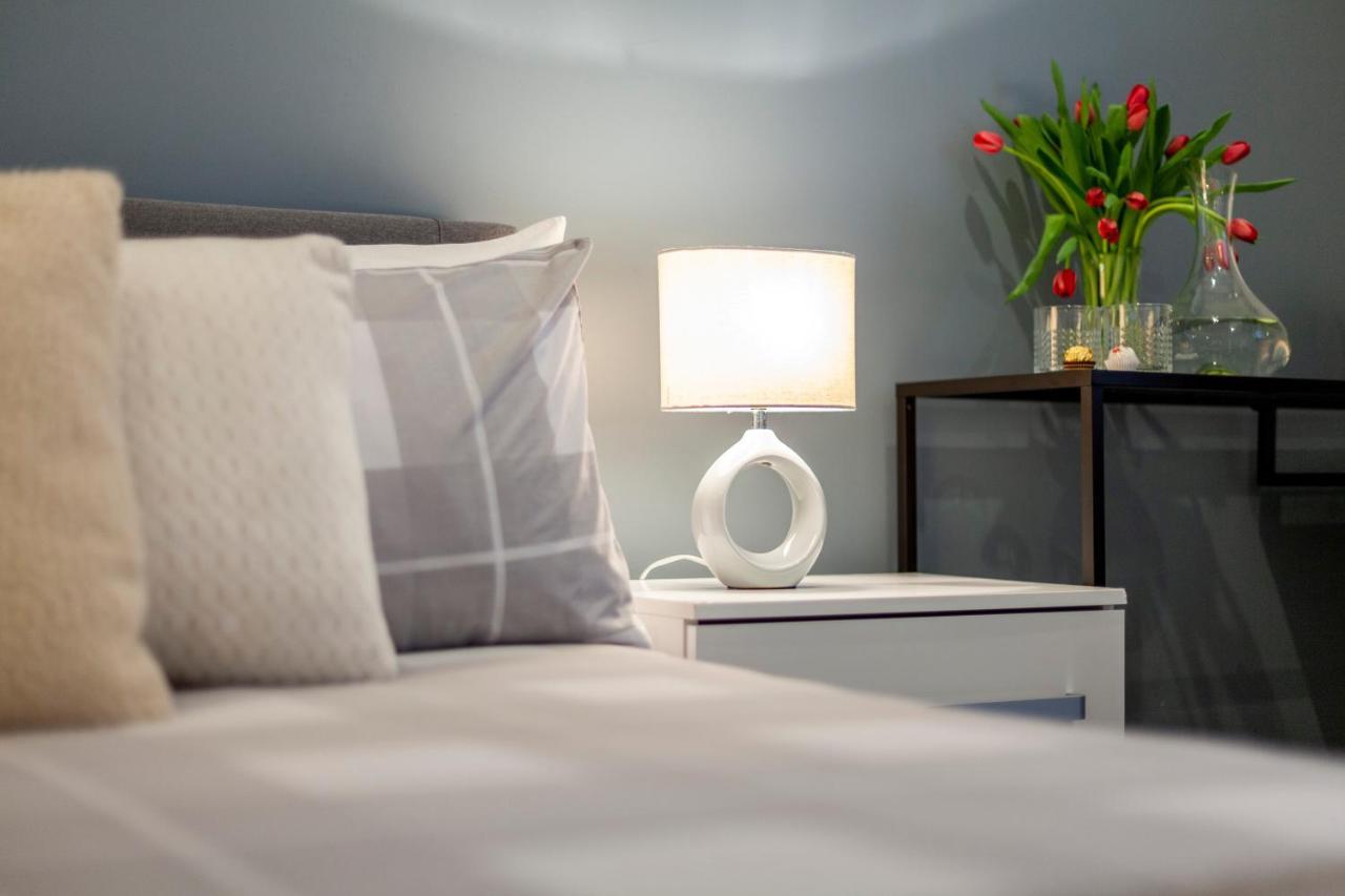 Private Double Bd With Optional Balcony, 15 Mins To Cc Privatunterkunft