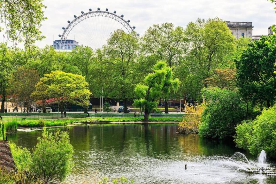 Secluded Royal Ground Sleeps 4 Apartamento Londres