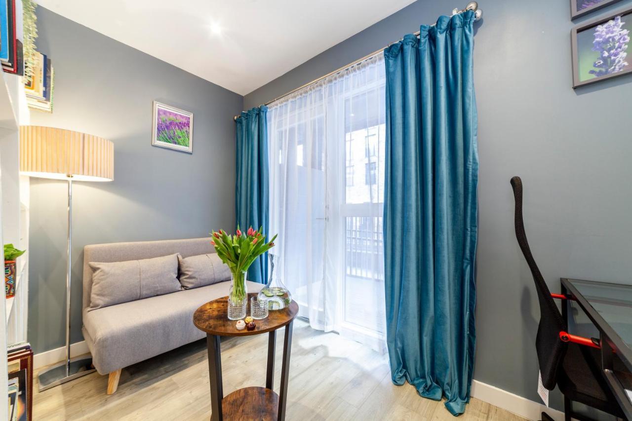 Private Double Bd With Optional Balcony, 15 Mins To Cc