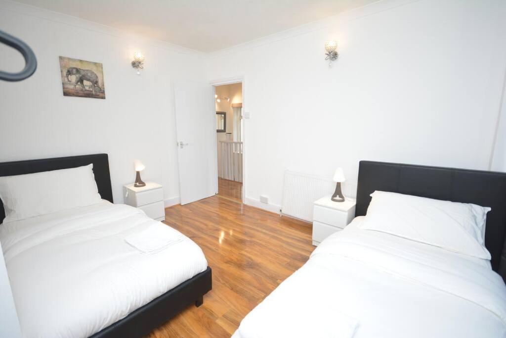 4 Bedroom House In East * London