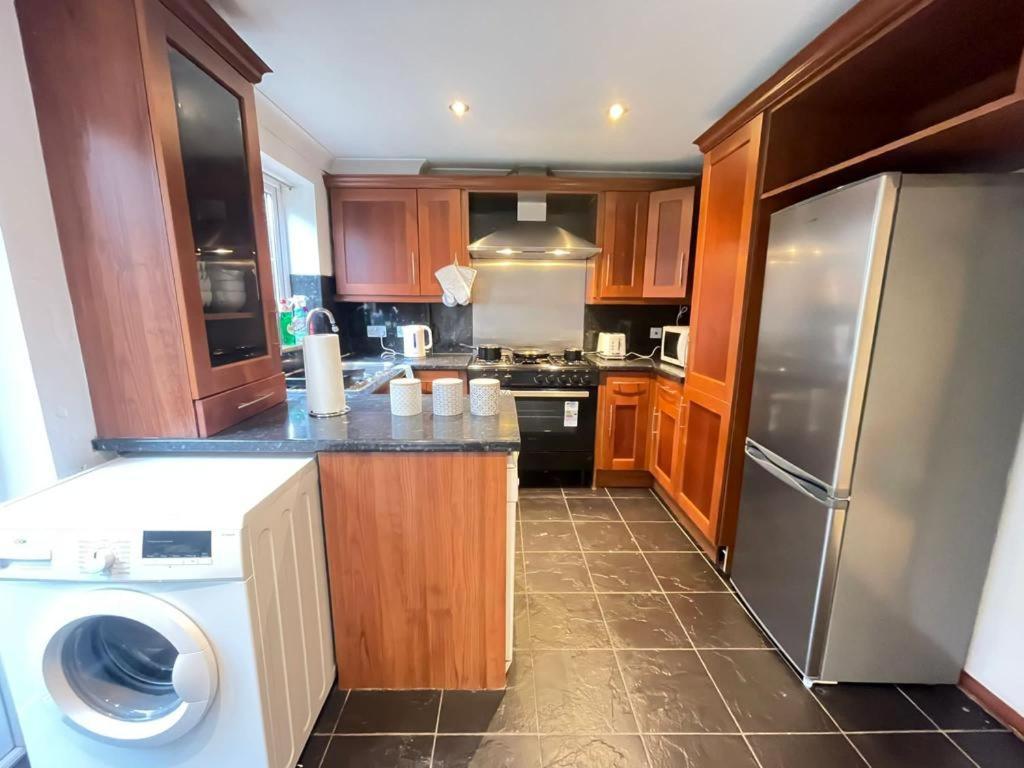 Lovely Double In Greenwich