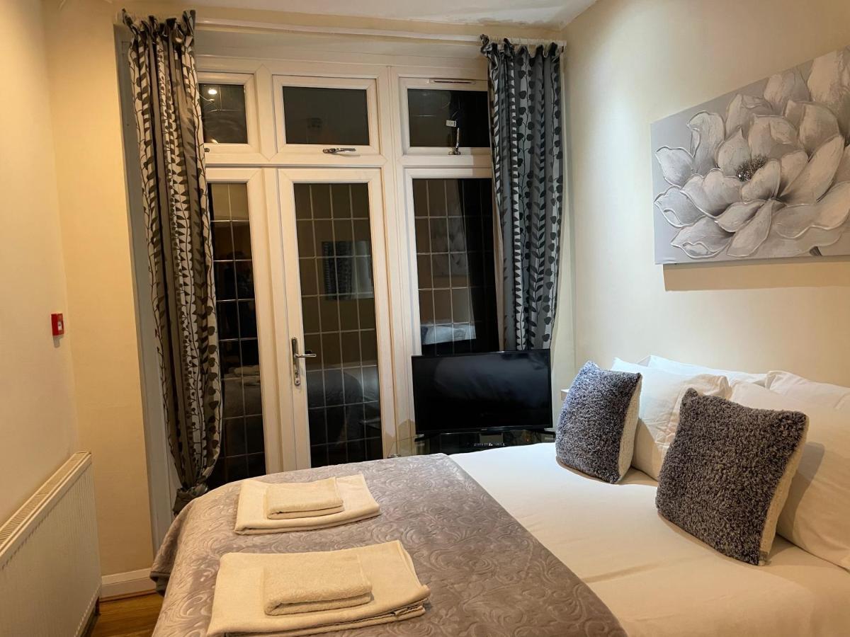 Anazing Studios 2 - North East London - Chingford Apartamento Londres