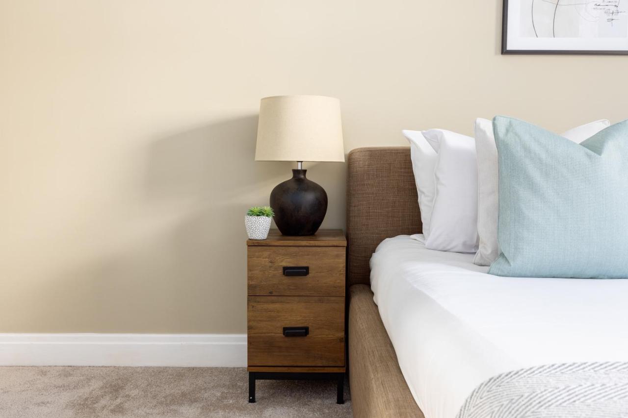 The Wandsworth Collection Apartment *