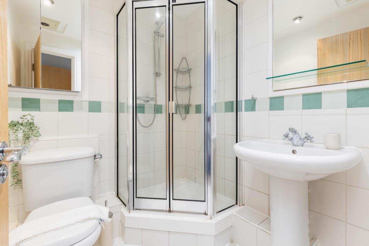 The Wandsworth Collection Apartment *