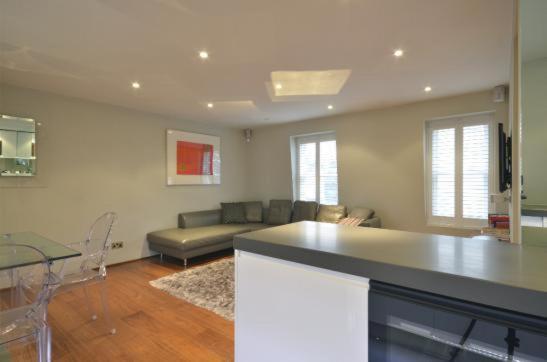 Modernized South Kensington Apartment