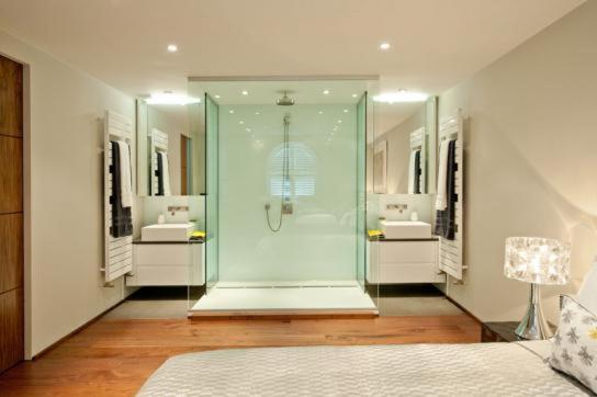 Modernized South Kensington Apartment London