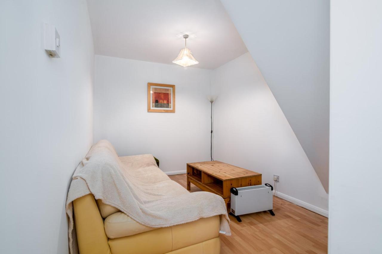 Guestready - 4br In Surrey Quays Canada Water Londres