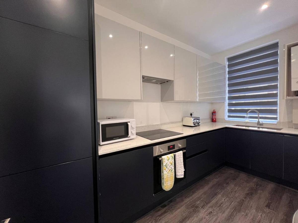Star Finchley Road 3-bed Oasis With Garden Aparthotel London