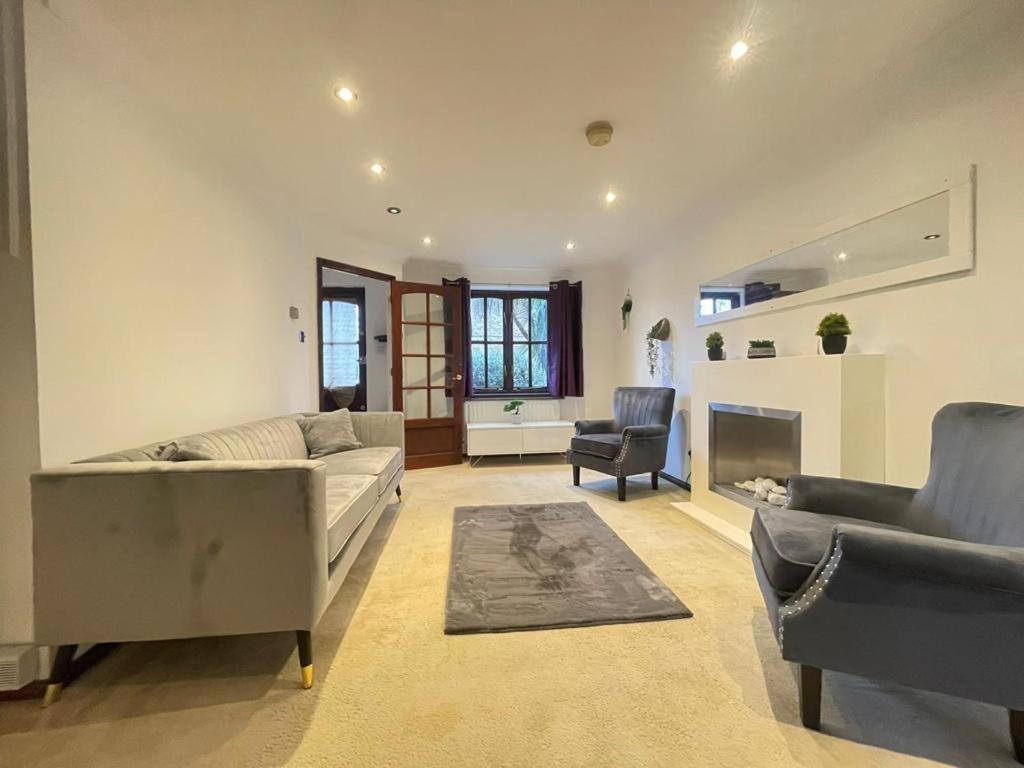 Cosy With En-suite In Greenwich Homestay *