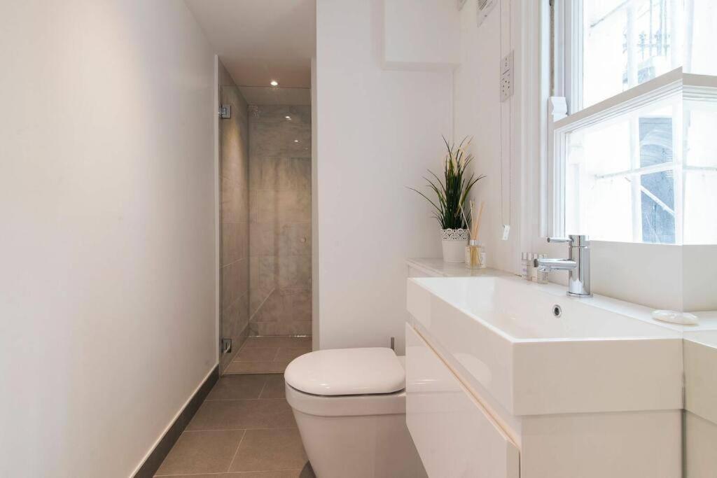 Charming Stylish One-bedroom London