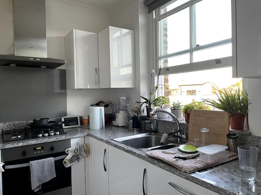 Superb 1-bedroom Flat In The Heart Of Notting Hill * Londres