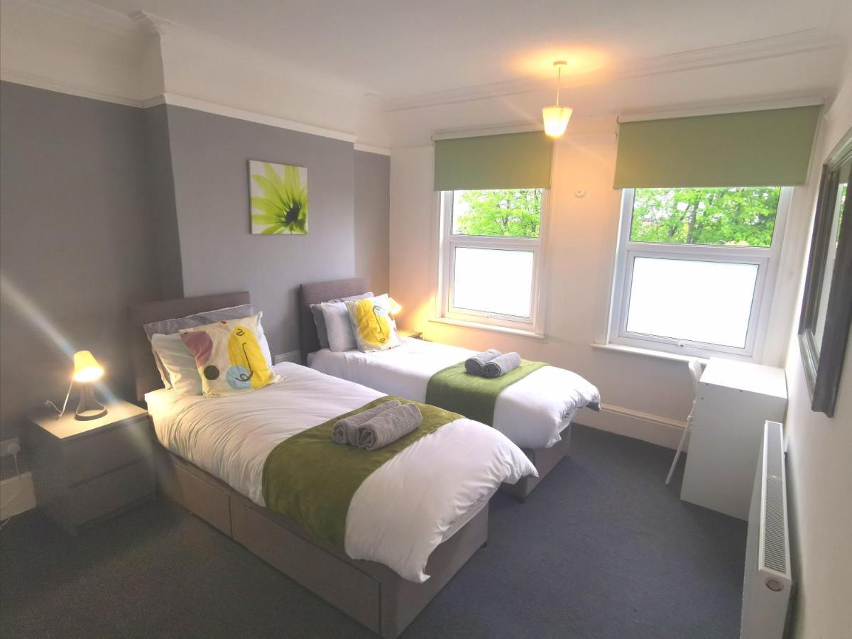 Amazing 2 Bed Apartment
