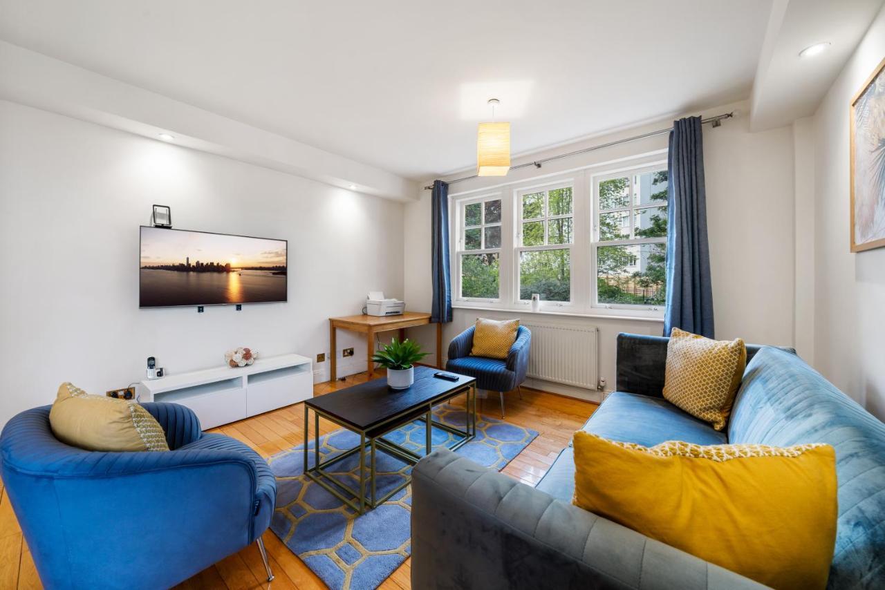Terrific 2 Bed 2 Bath Apt With Gym & Roof Terrace -12 Mins From Apartamento *