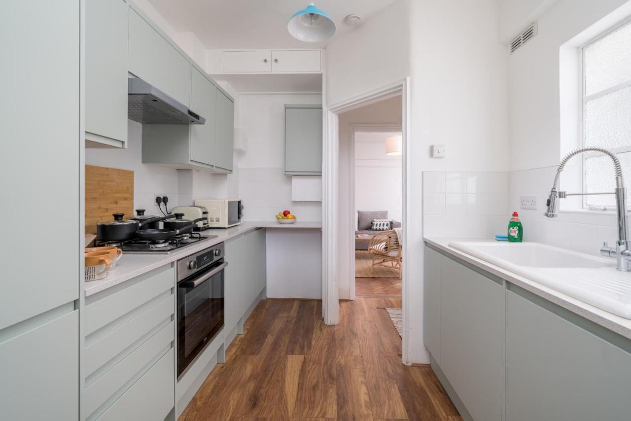 Bright West Hampstead Retreat Apartamento