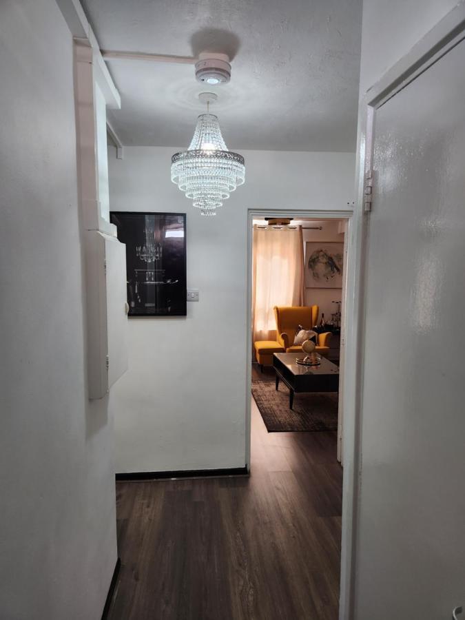 Apartment Your From London