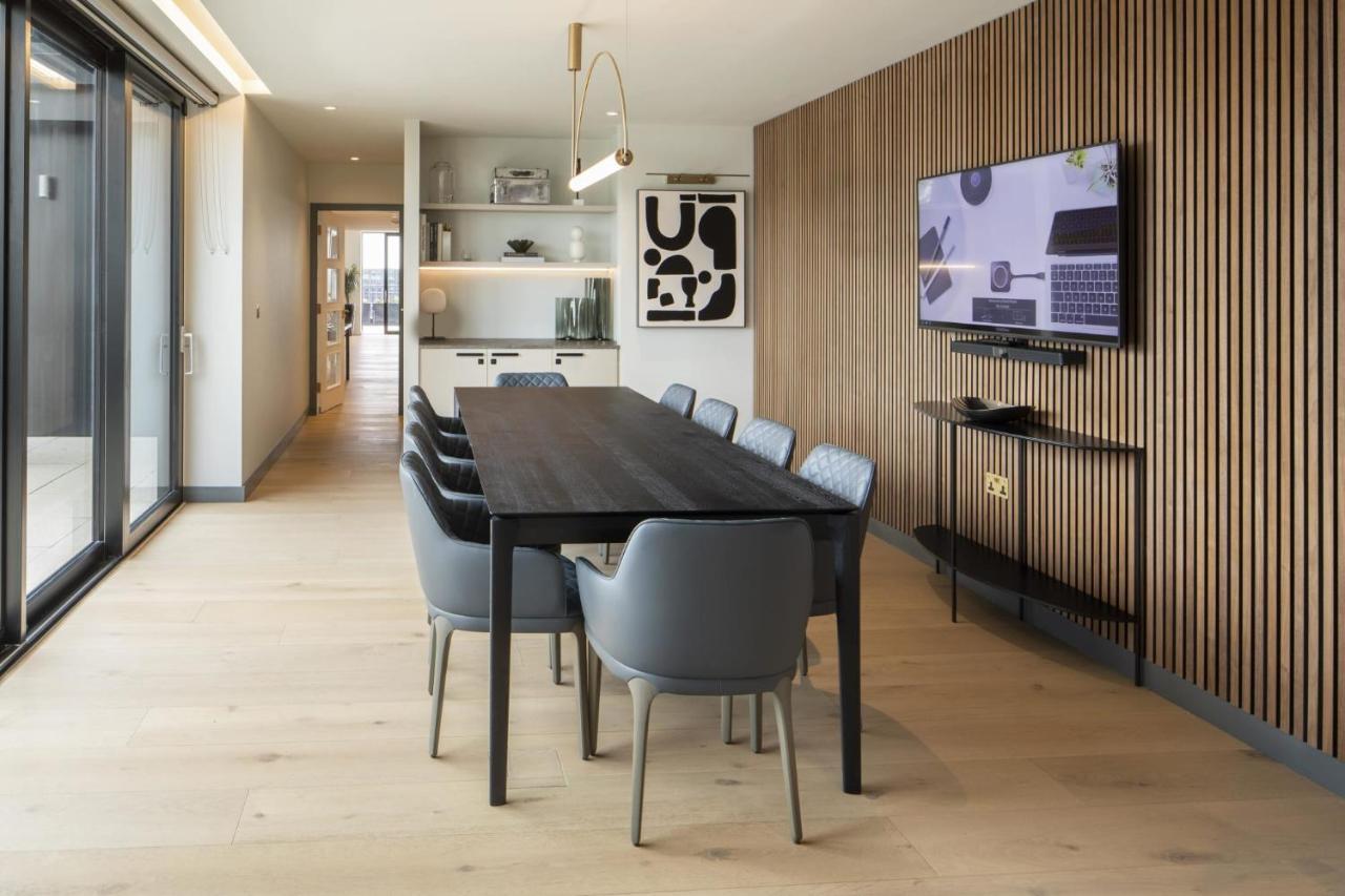 Apartment Modern At Enclave Located In Central *
