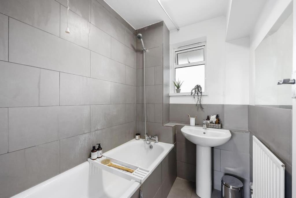 Apartment Penthouse Camden By Hiatus Concierge