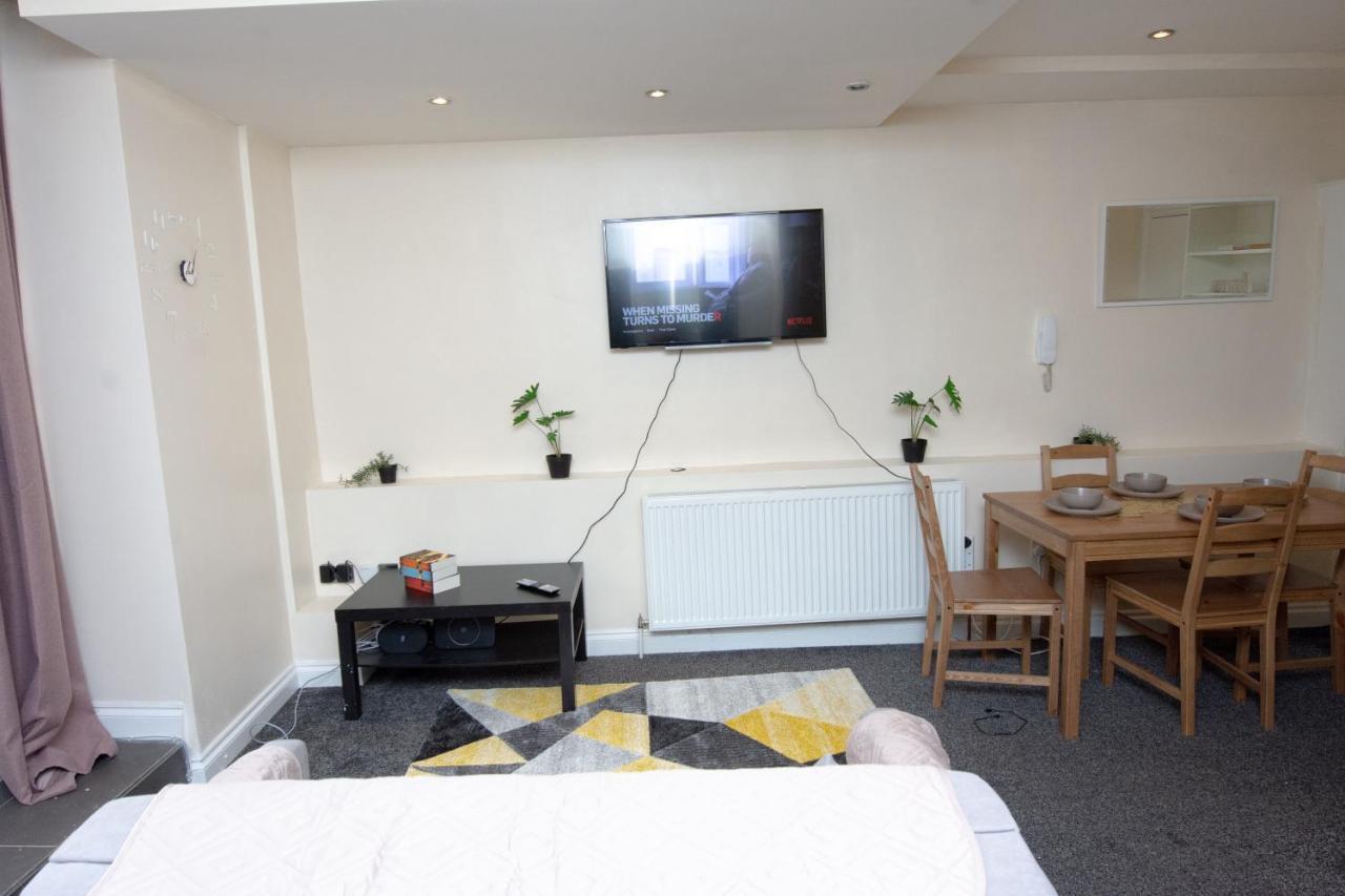 Apartment Evergreen Apartments-flat 7, London