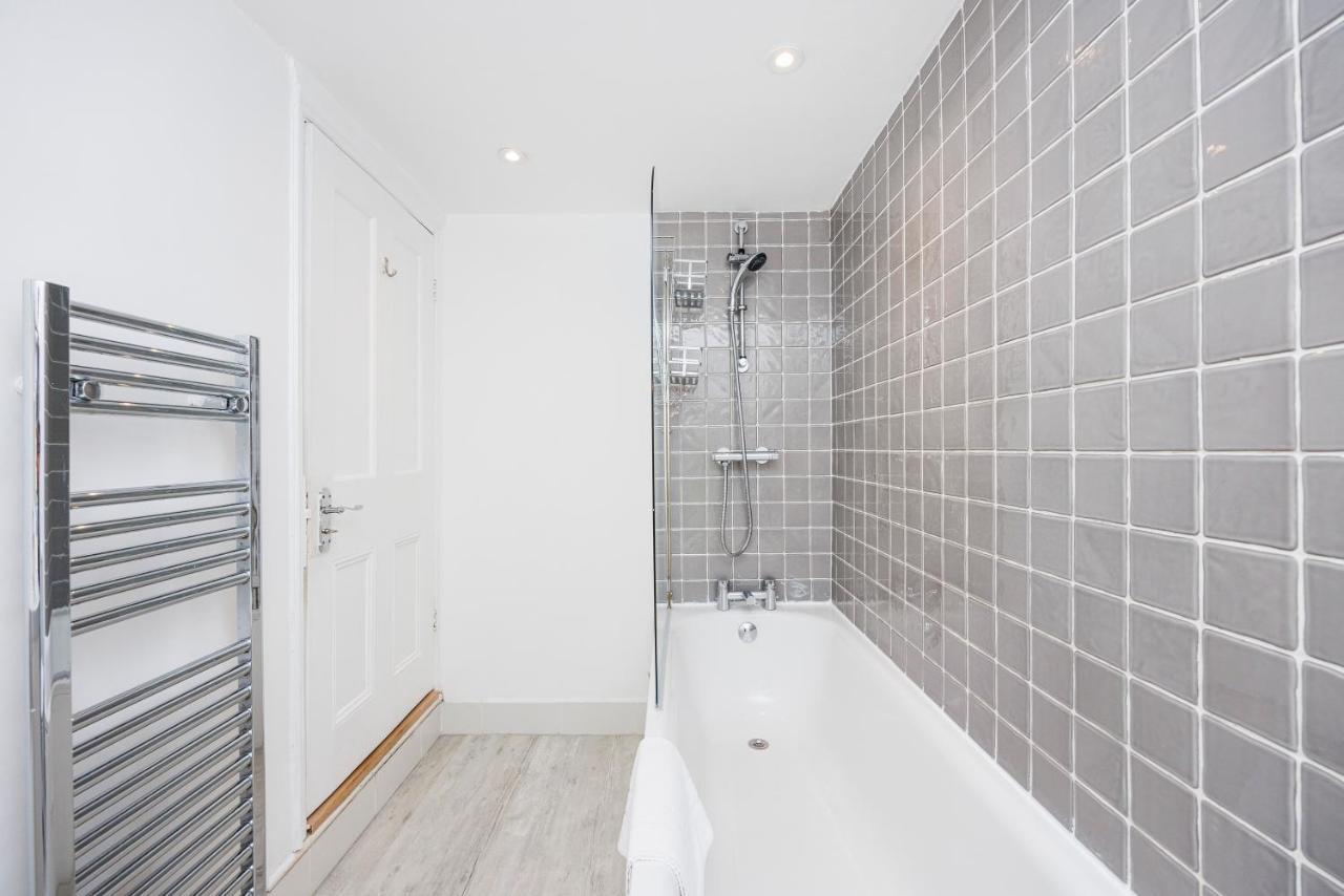 Welcomestay Colliers Wood Two Bed - Away From Apartment *
