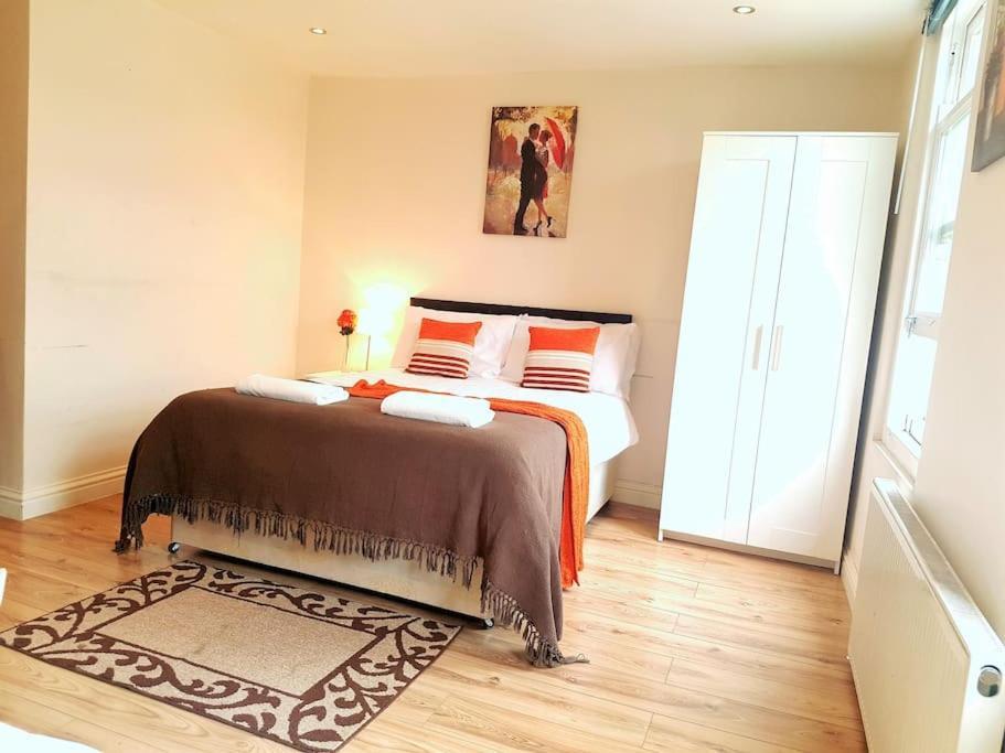 Apartment Comfortable Flat Near