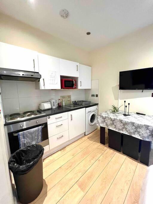 Beautiful One Bedroom Flat In Location Londres