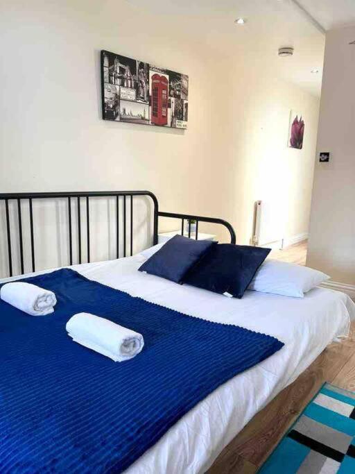 Beautiful One Bedroom Flat In Location Londres