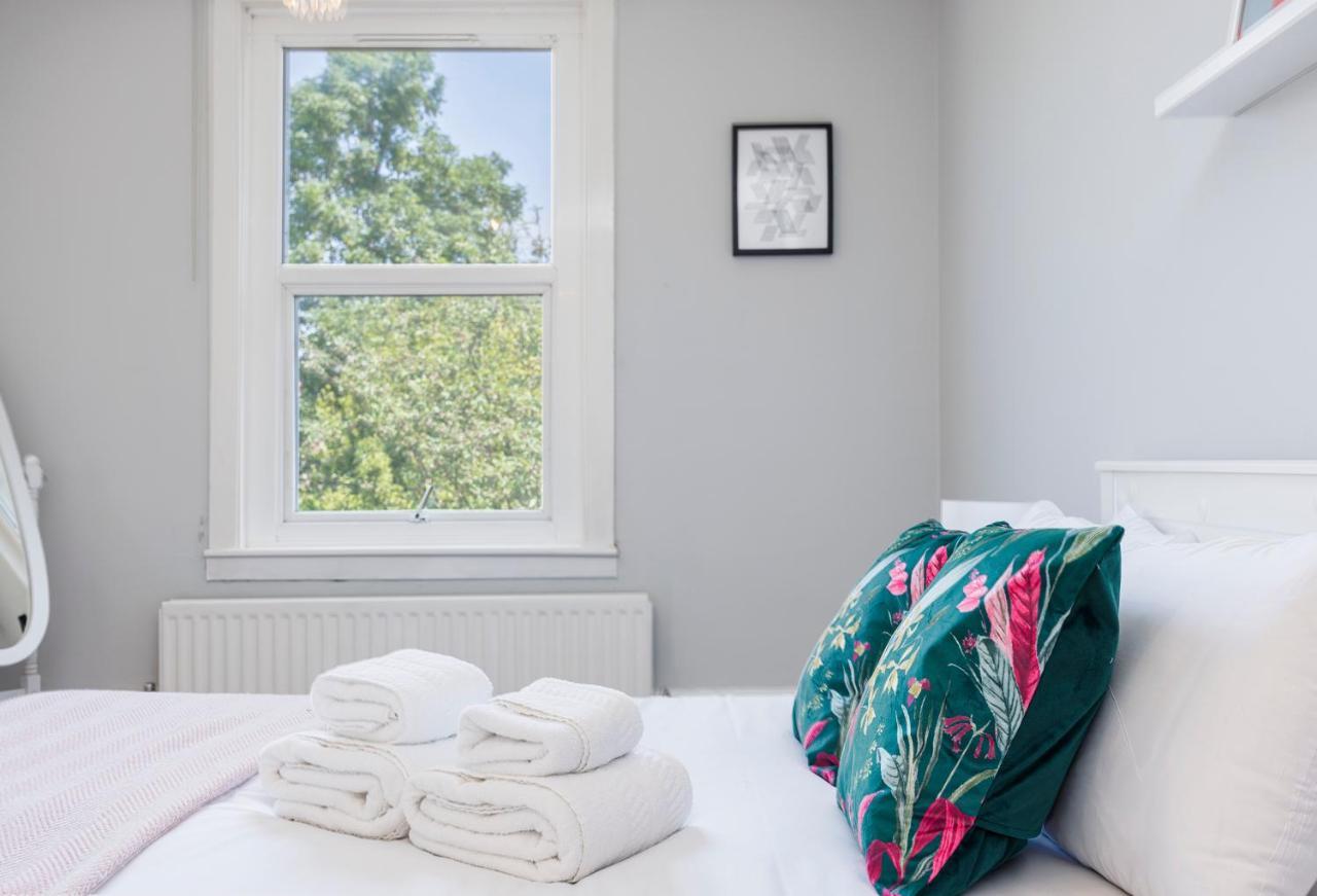 Apartment Welcomestay Colliers Wood Two Bed - Away From London