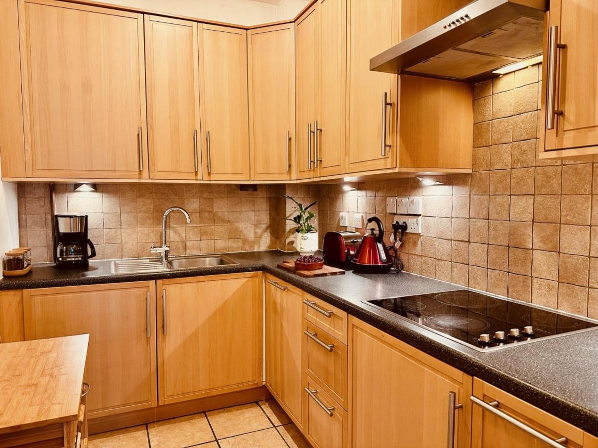 Riverside Flat In Southwark Apartment London