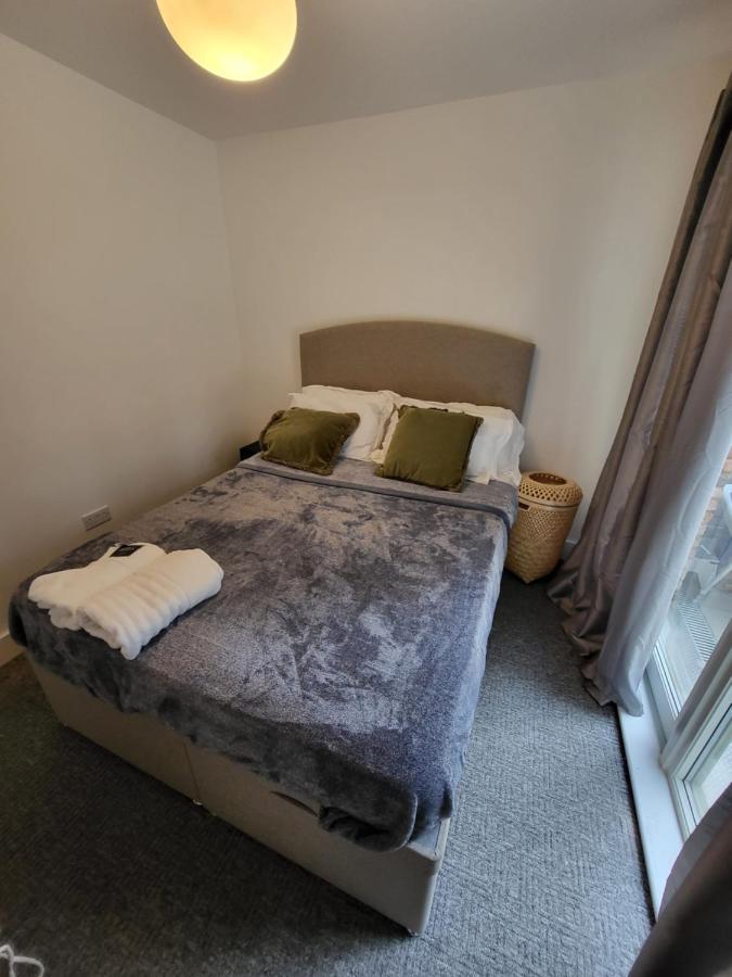 Amazing 5 Stars * London
