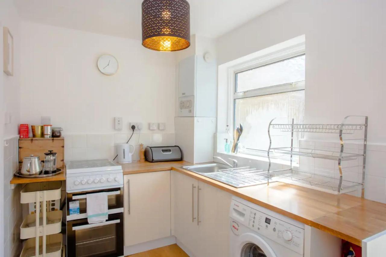 Casa de férias Stylish 4bd House With Private Garden - Stratford *