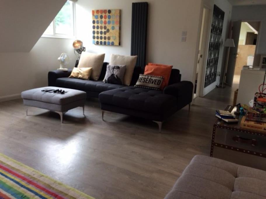 Wimbledon Tennis House With Hot Tub; 4 Minute Walk