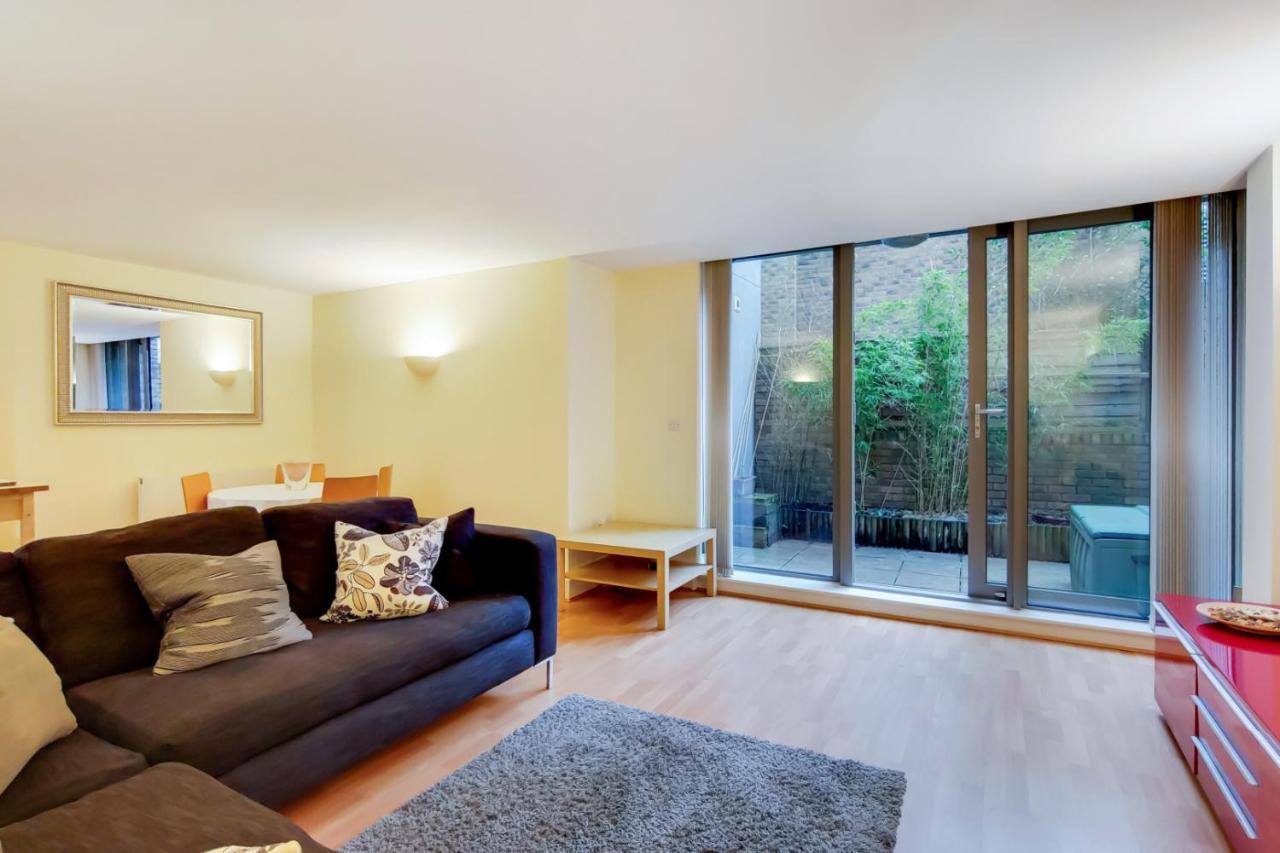 Spacious 2 Bed 2 Bath Kings Cross London