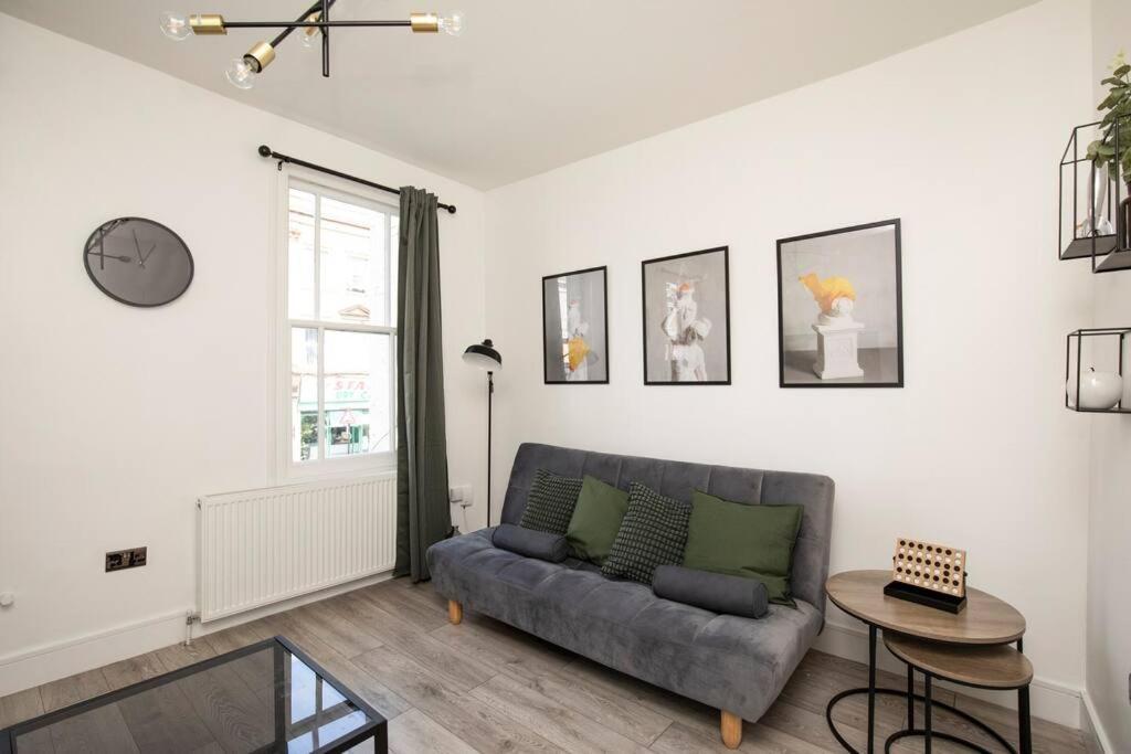 Spacious Serenity In The Heart Of *