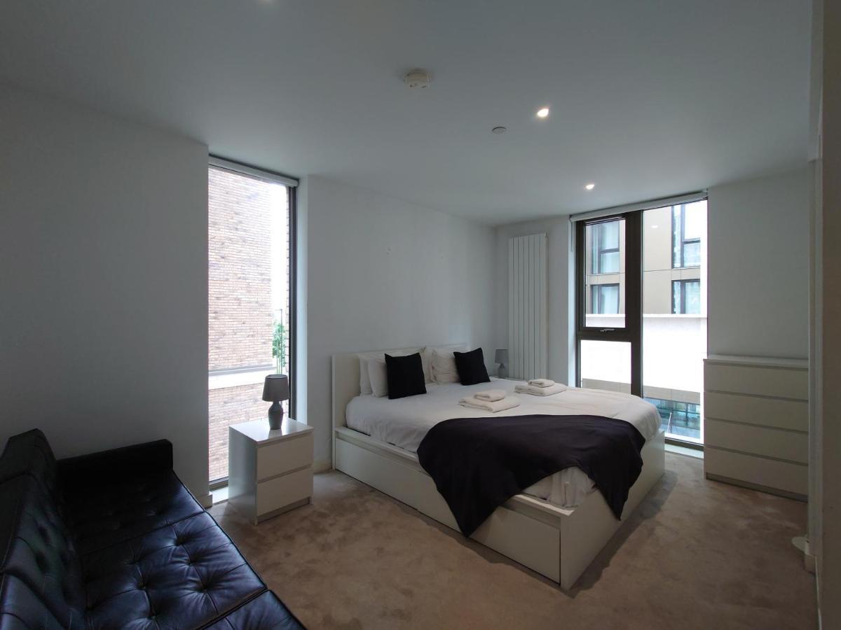 Apartment Fully Serviced One Bed In Royal Wharf *