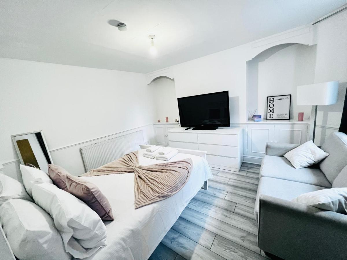 Private House Shepherd's Bush W3 London