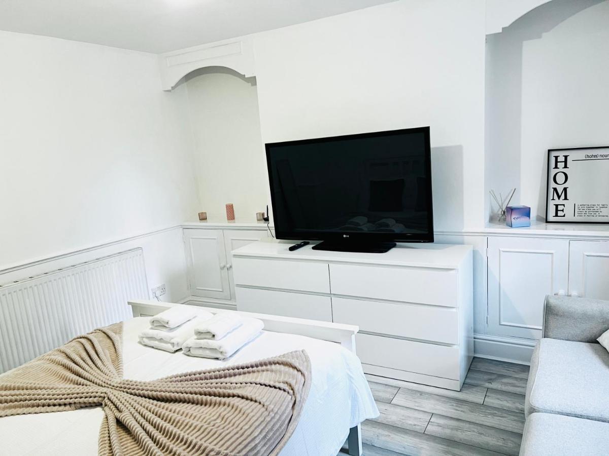 Private House Shepherd's Bush W3 * London