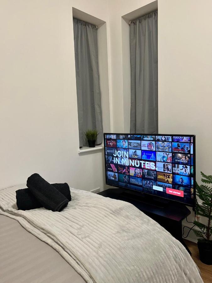 Leisure Studio Flat In Golders * Londres